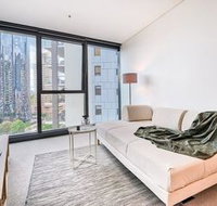 Designer CBD Apartment with Infinity Pool - New Castle Holiday