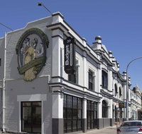 Batman Fawkner Inn - New Castle Holiday