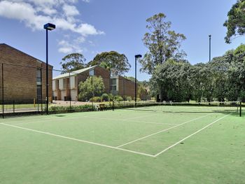 Nicholli Bay Parklands Unit 34 / 2 Gowrie Avenue - New Castle Holiday 5