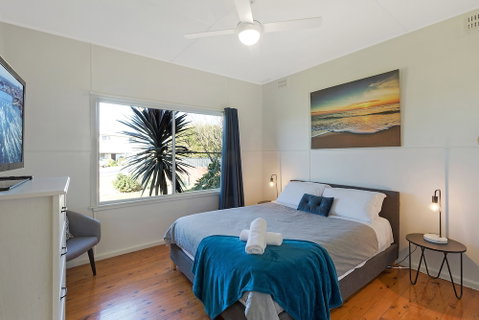 Bungo Beach House Pet Friendly House - New Castle Holiday 6