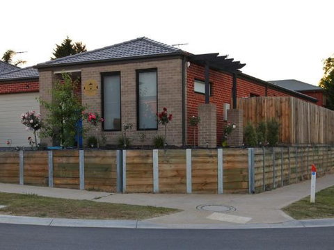 London Park Resort Melbourne - New Castle Holiday 2