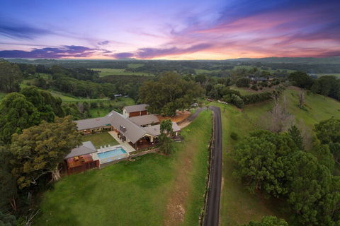 A PERFECT STAY - Serene Myocum - New Castle Holiday 1
