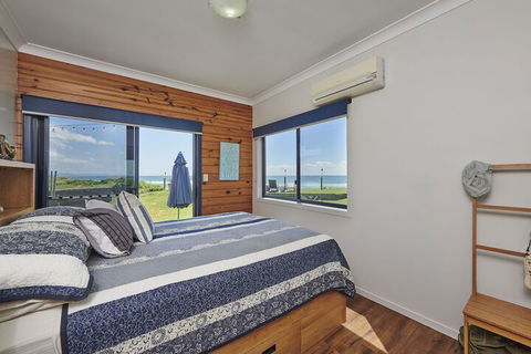 Belongil On The Beach - New Castle Holiday 6