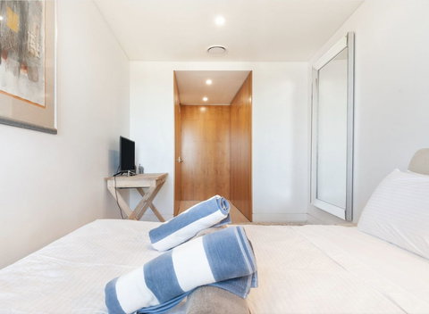 Bellevue Hill Designer - New Castle Holiday 3