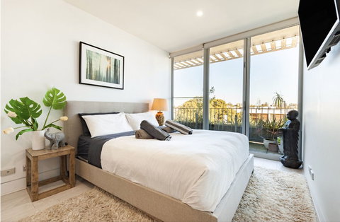 Bellevue Hill Designer - New Castle Holiday 4