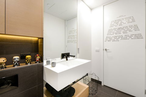 Roomerang At Ryan & Leveson - New Castle Holiday 4