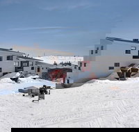 Lawlers 36A - New Castle Holiday