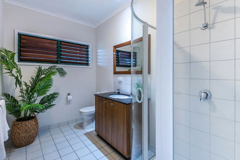 Casuarina 18 Ocean View - New Castle Holiday 4