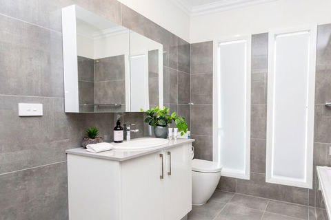 Wagga Apartments 1 - New Castle Holiday 5