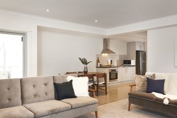 Southeast Melbourne NO New Castle Holiday