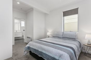 Wellington Street Cottage - New Castle Holiday 6