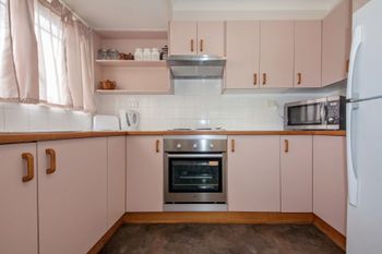 Carindale Unit 13 19 23 Dowling Street - New Castle Holiday 4