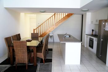 Waters Edge - New Castle Holiday 3