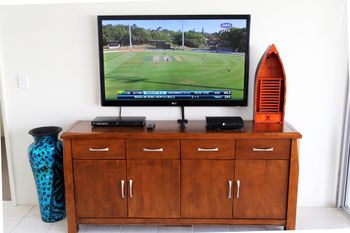 Waters Edge - New Castle Holiday 1