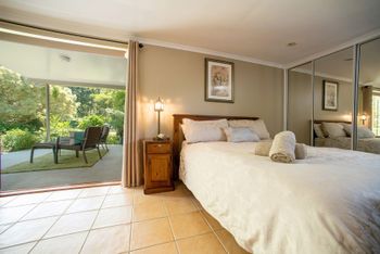 Belle La Vie B & B - New Castle Holiday 0