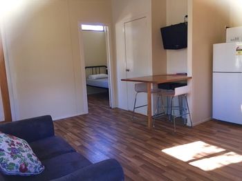 Beaches Of Byron - New Castle Holiday 3