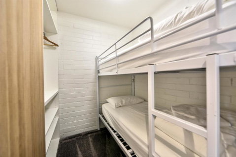 Snow Ski Apartments 23 - New Castle Holiday 3
