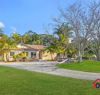 BEACHSIDE HIDEAWAY BONNY HILLS - New Castle Holiday