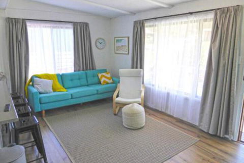 The Relax Shack At Culburra Beach Sleeps 7 - New Castle Holiday 5
