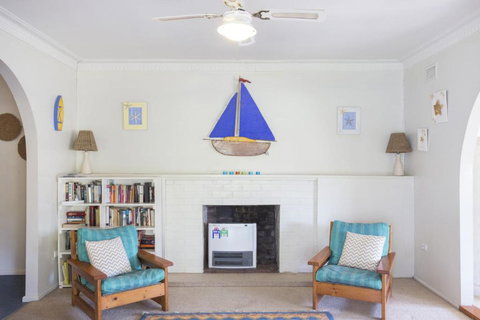 45 Golf Ave Superb Location - New Castle Holiday 1