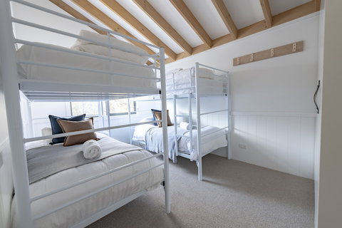 Discobulous 7 - New Castle Holiday 1