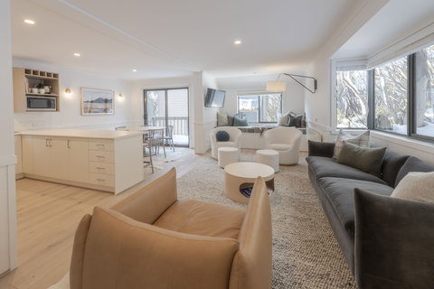 Discobulous 7 - New Castle Holiday 2