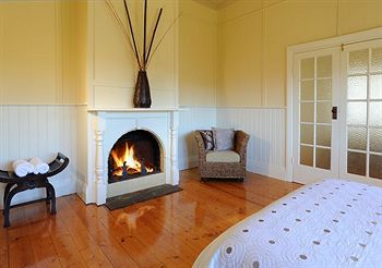 Healesville Garden Accommodation - New Castle Holiday 5