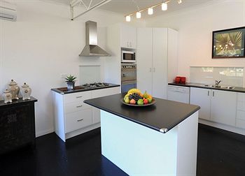 Healesville Garden Accommodation - New Castle Holiday 4