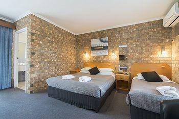 Comfort Inn Citrus Valley - New Castle Holiday 0