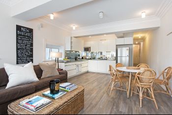 Bondi Beach Waterfront - New Castle Holiday 0