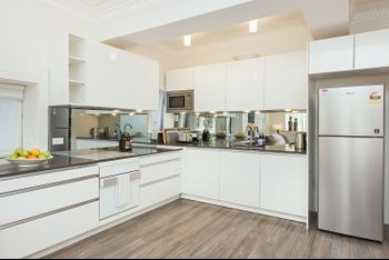 Bondi Beach Waterfront - New Castle Holiday 3