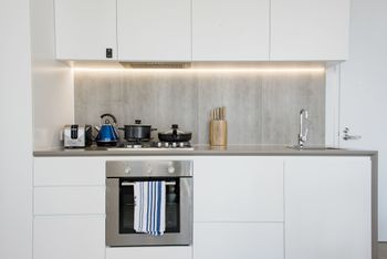 Avant Tower Apartment - New Castle Holiday 2