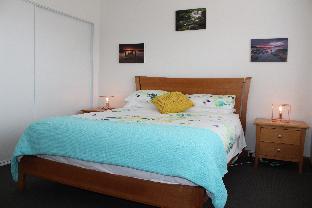 Newly Renovated Unit Waters Edge - New Castle Holiday 1