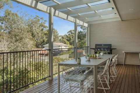 BEACH WITHIN REACH - New Castle Holiday 0