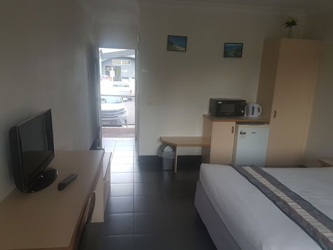 Jopen Cafe & Motel - New Castle Holiday 5