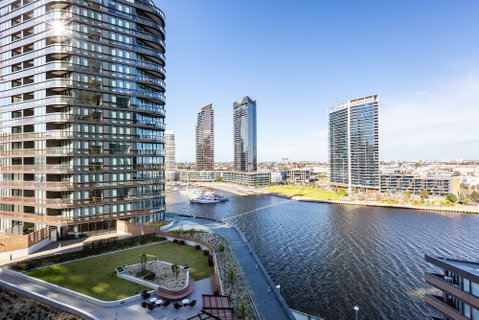 Sabrina, 2BDR Docklands Apartment - New Castle Holiday 0