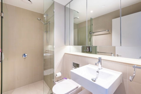 Sabrina, 2BDR Docklands Apartment - New Castle Holiday 5