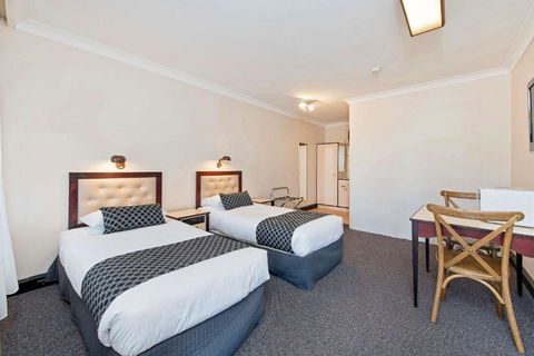 Econo Lodge Savannah Park Tamworth - New Castle Holiday 6