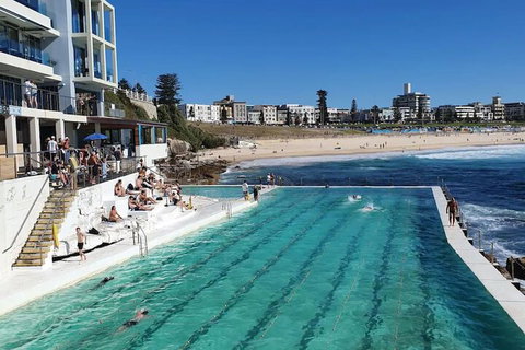 Incredible Location 2 Bedroom Bondi Beach Apartment - New Castle Holiday 2