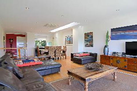 A PERFECT STAY 3 James Cook Apartments - New Castle Holiday 2