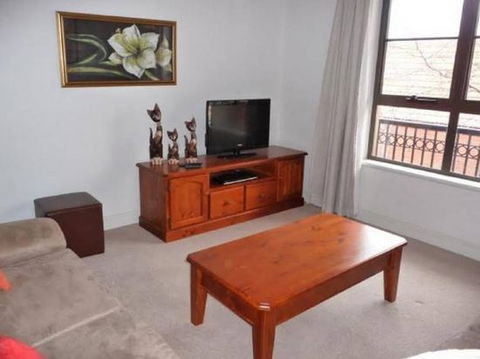 Absolute Luxury In The East End Of Adelaide Apartment - New Castle Holiday 1