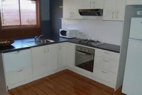 East Lake Travellers Lodge - New Castle Holiday 6