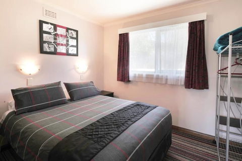 Georges Bay Apartments - New Castle Holiday 3
