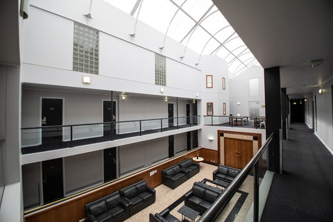 Madison Capital Executive Apartments - New Castle Holiday 2