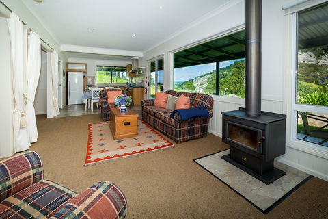 The Bryn At Tilba Family Cottage - New Castle Holiday 6