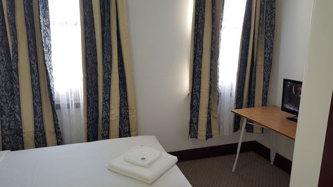 Royal Hotel Tenterfield - New Castle Holiday 2