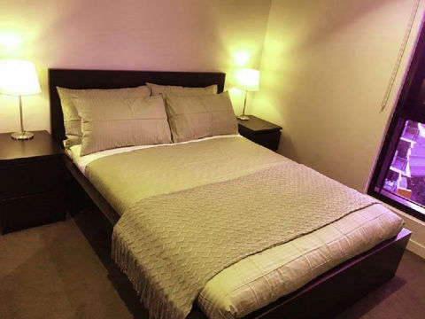 Southbank Platinum Tower Apartment - New Castle Holiday 6