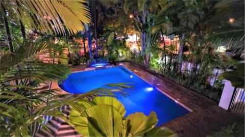 Taste Of The Tropics - New Castle Holiday 3