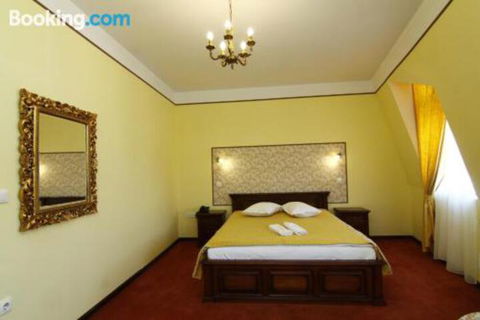 Mole Creek Lodge - New Castle Holiday 1