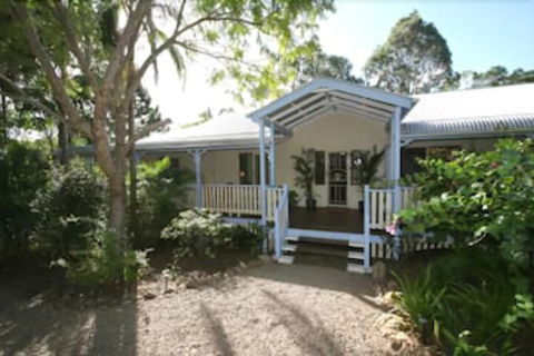 Noosa Country House - New Castle Holiday 0